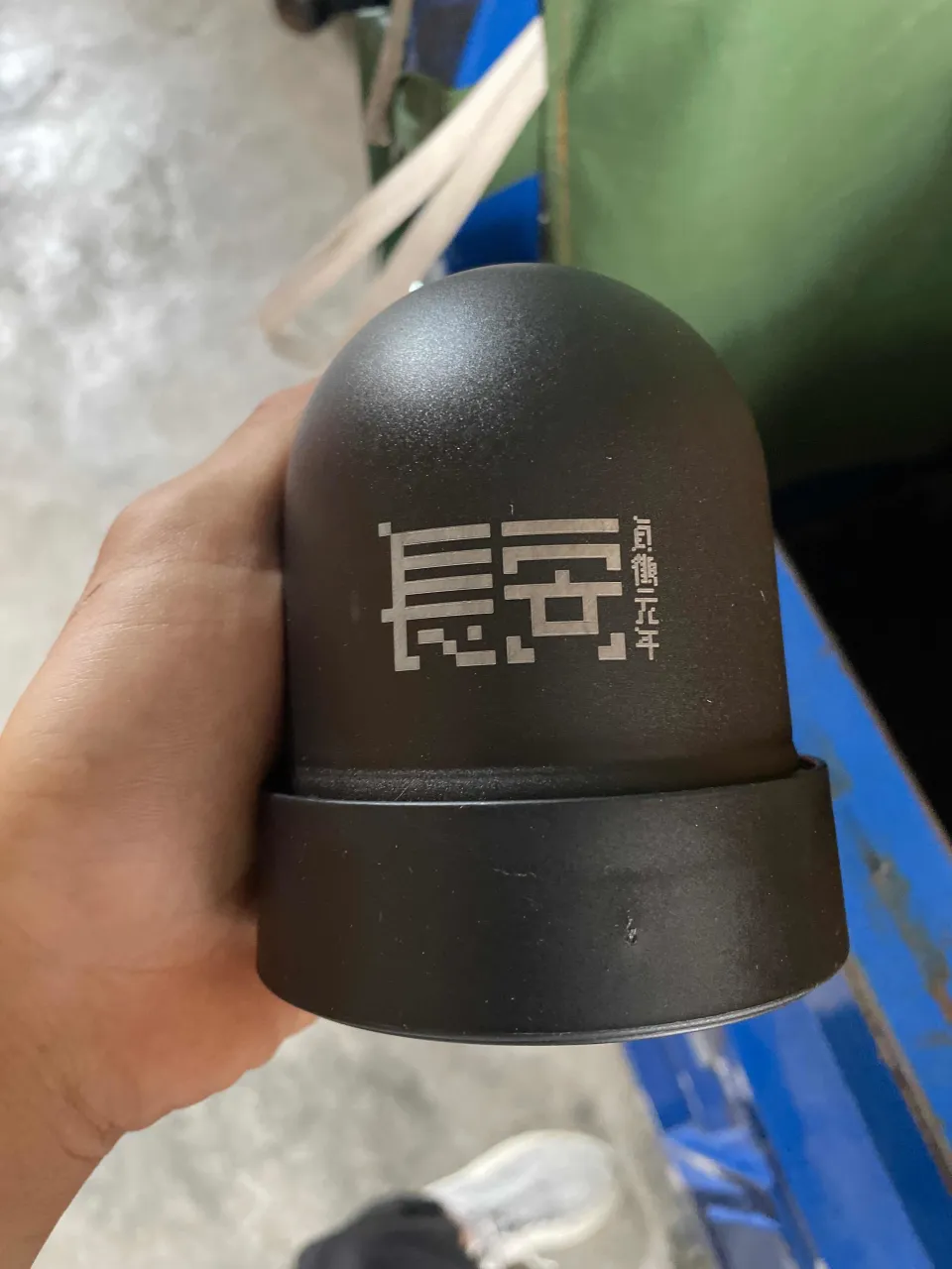 按压式色盅