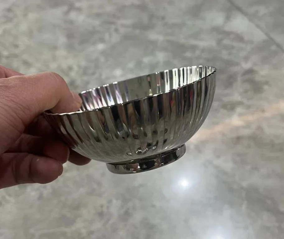 金灰尊雅摆台