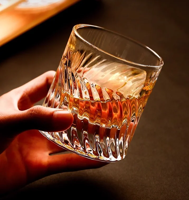 创意威士忌酒杯