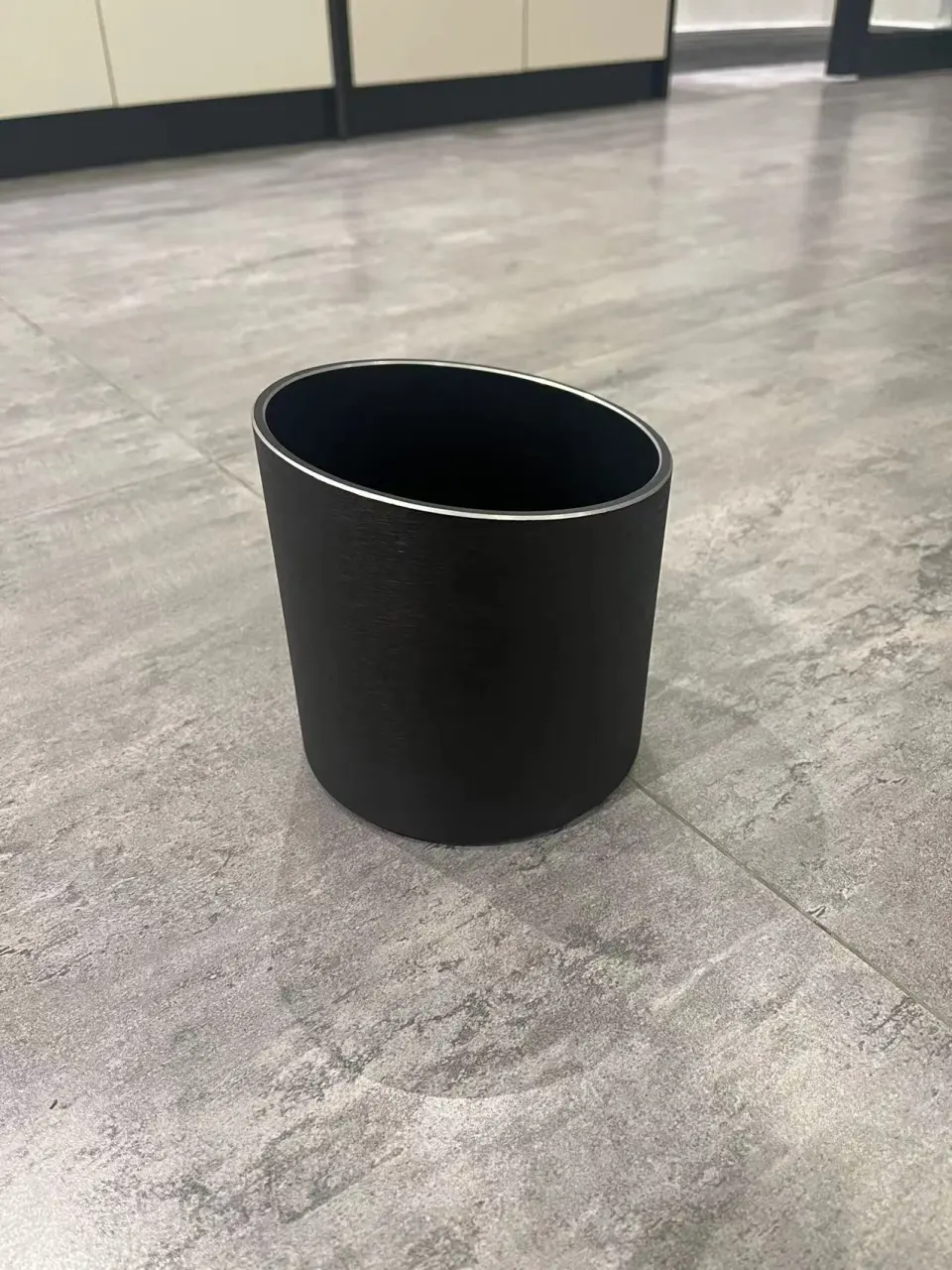 黑钛铝摆台