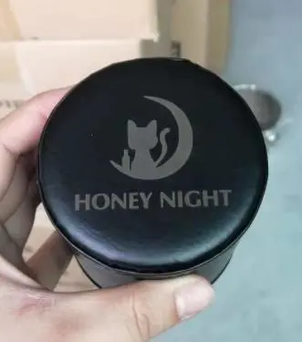 皮革色盅