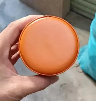 皮革色盅