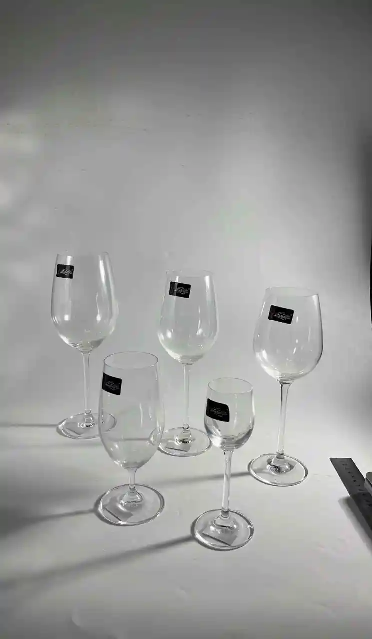 玻璃 经典红酒杯