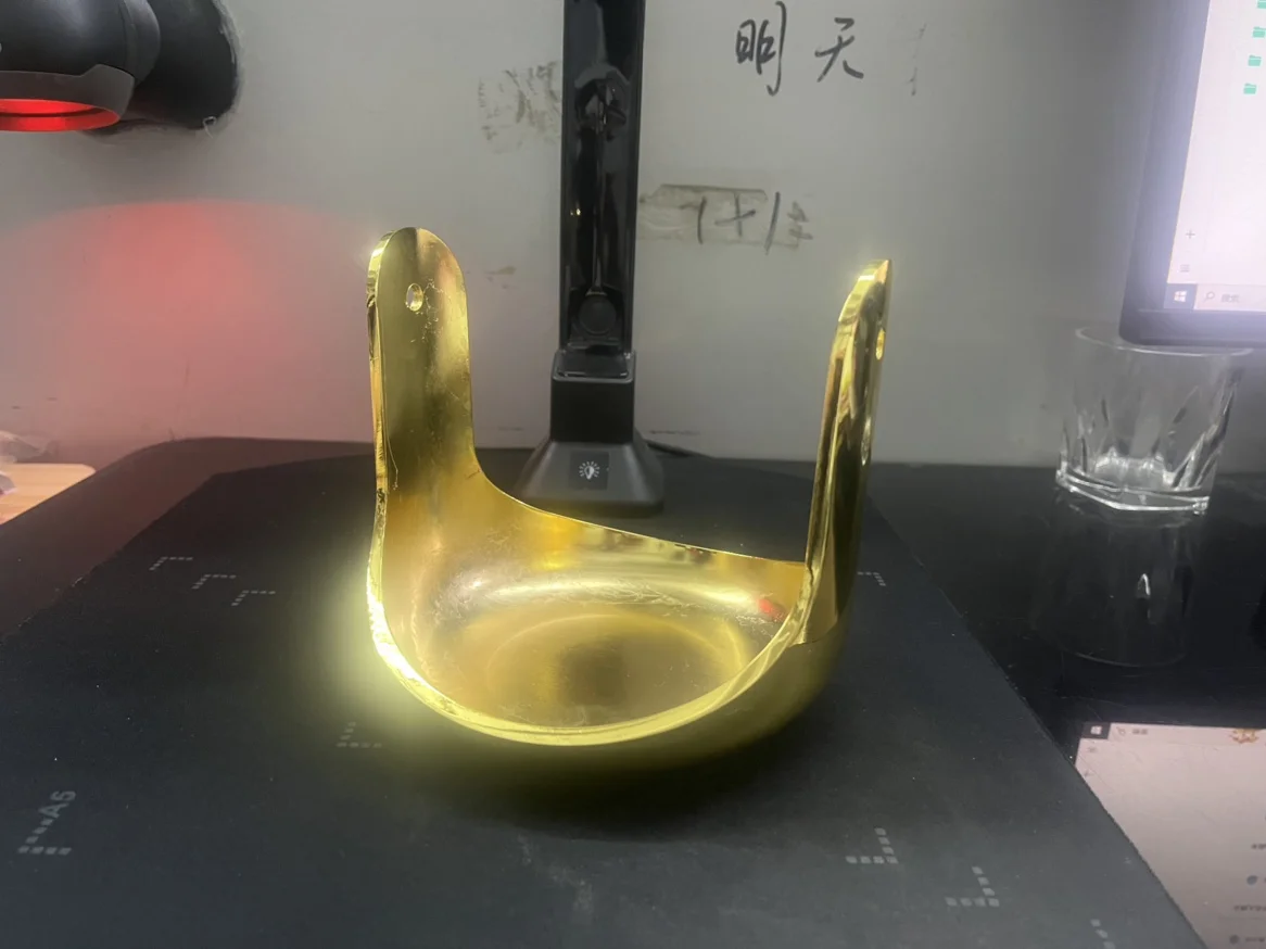金灰尊雅
