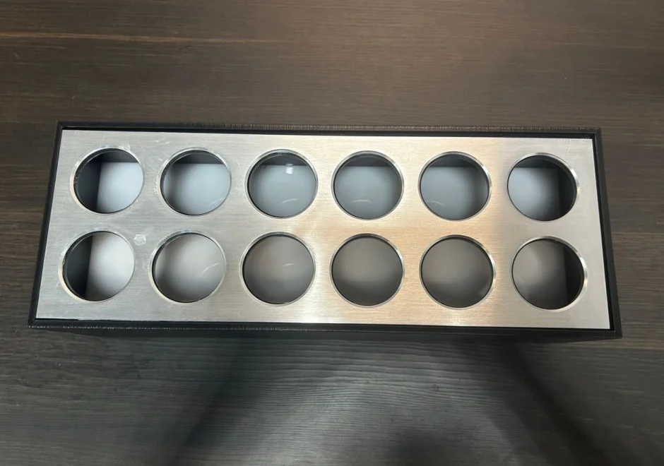 银奢摆台