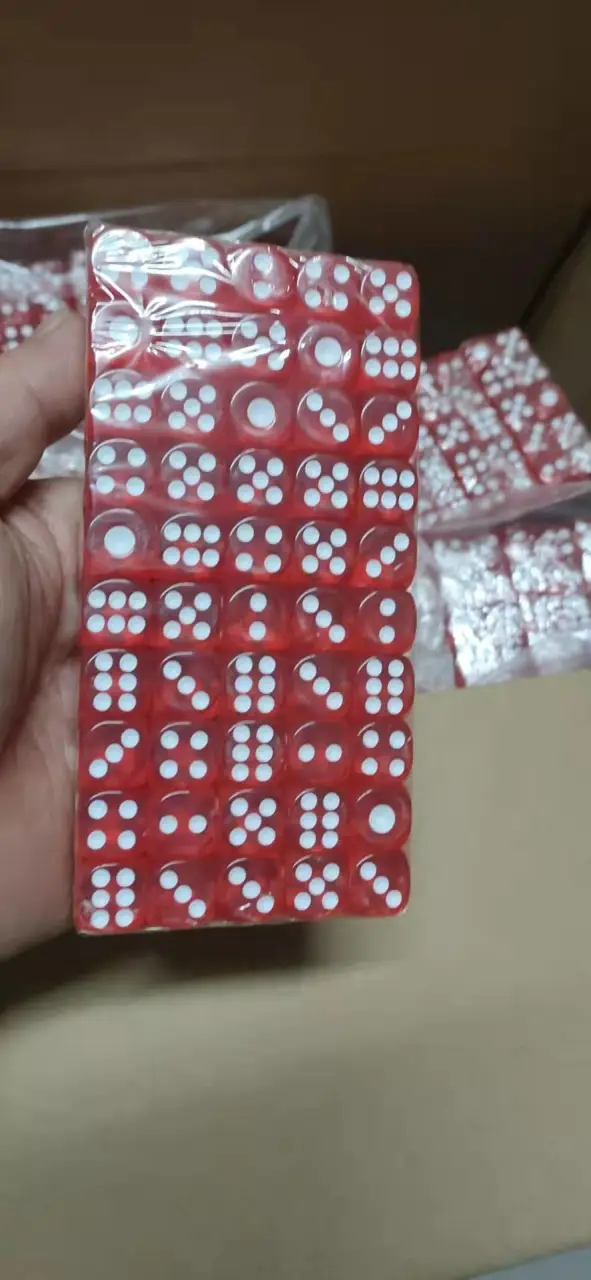 半透明色子