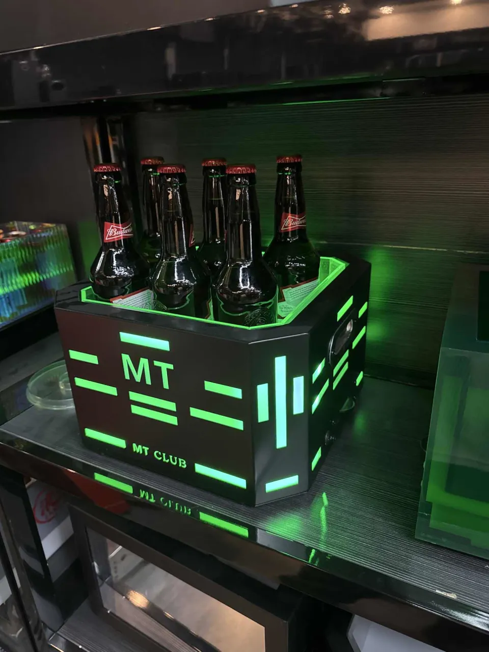 LED发光啤酒箱