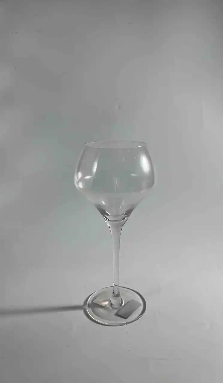玻璃 锥形红酒杯