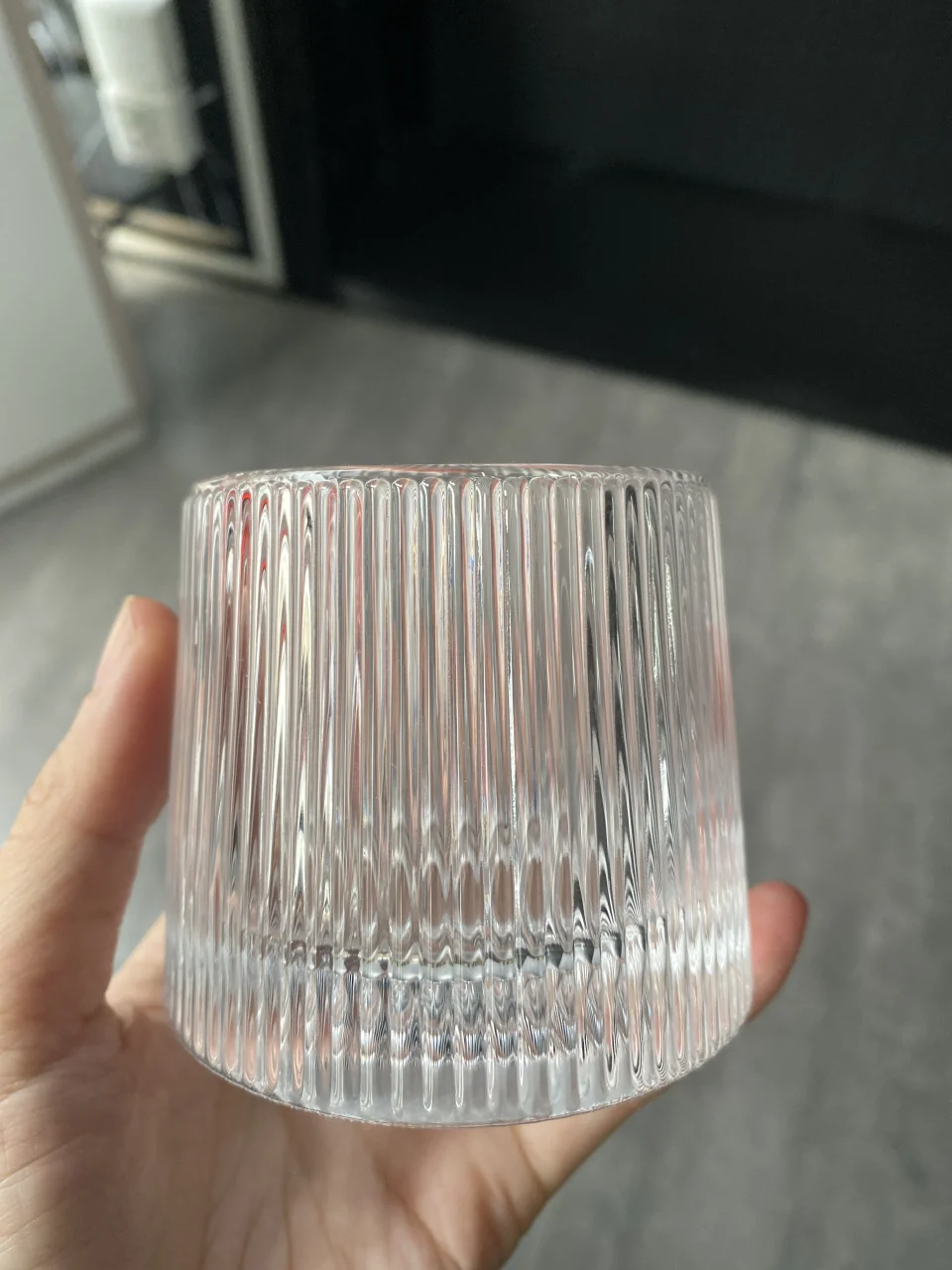 玻璃 旋转威士忌杯