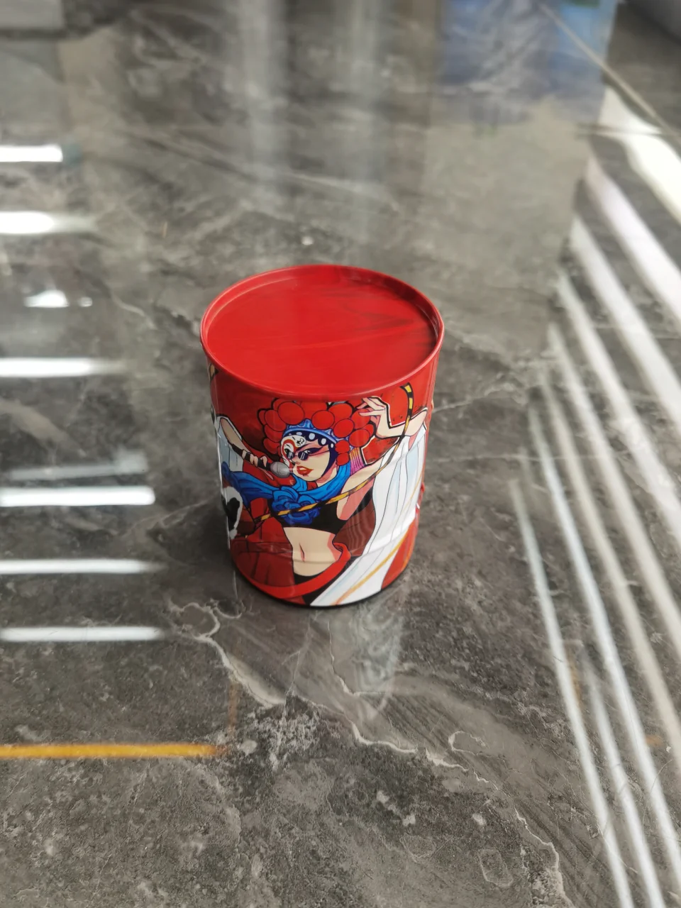 油桶色盅