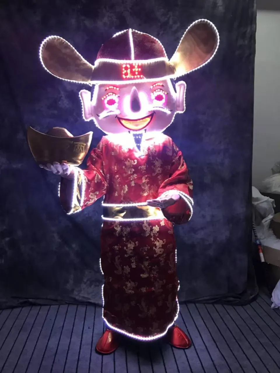 夜场发光服