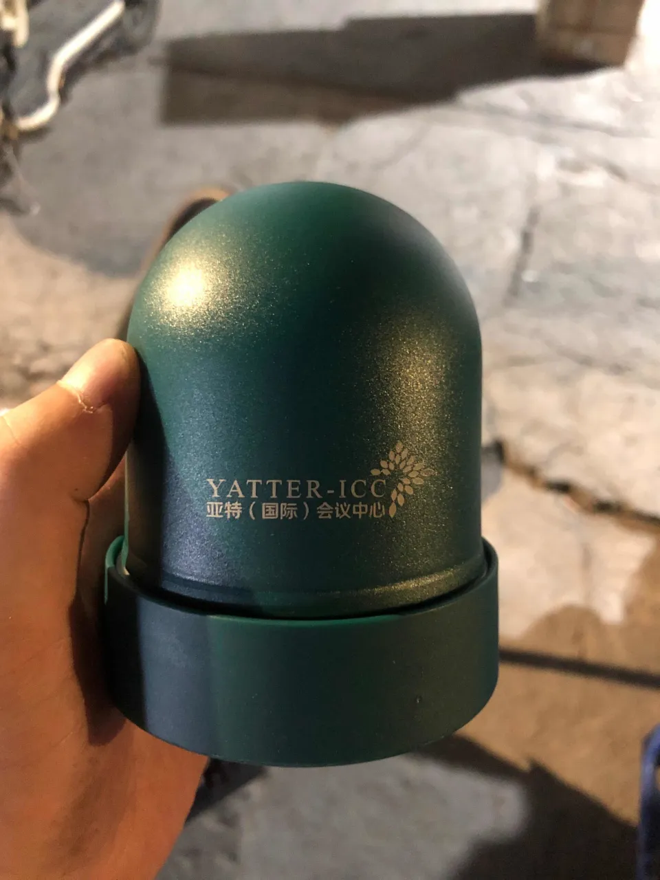 按压式色盅