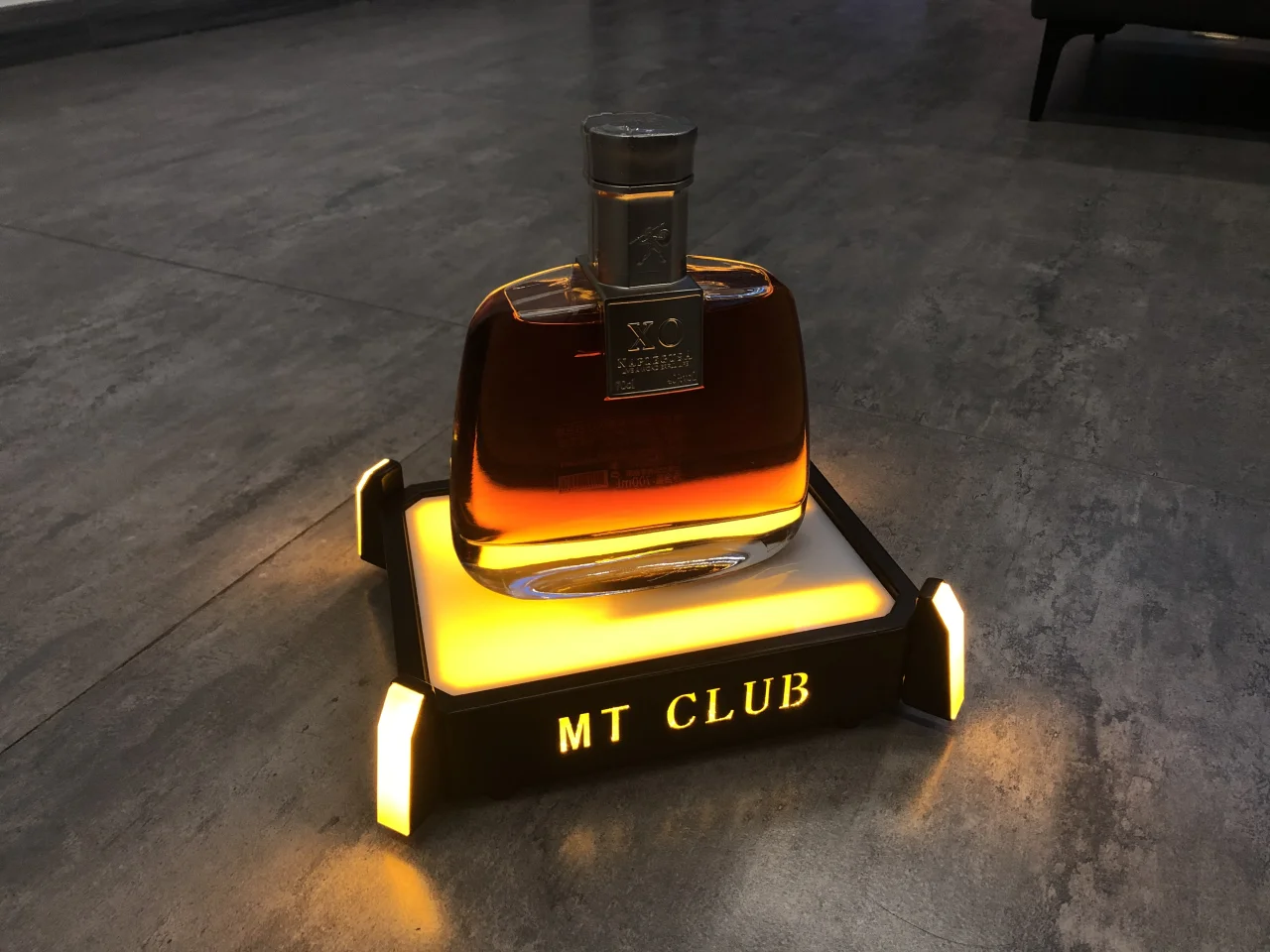 洋酒发光酒座