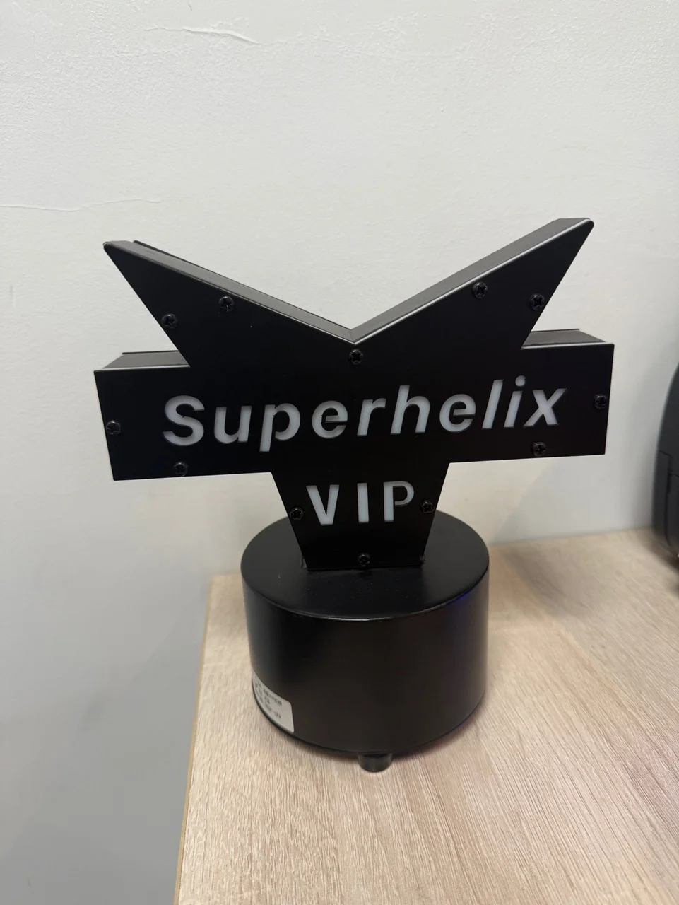 发光VIP预留牌