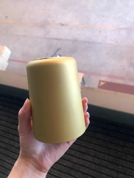 凯迪拉色盅