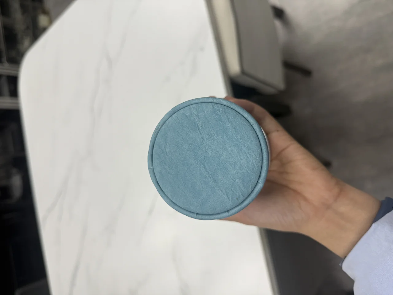 钻圈皮色盅