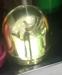 蛋形色盅