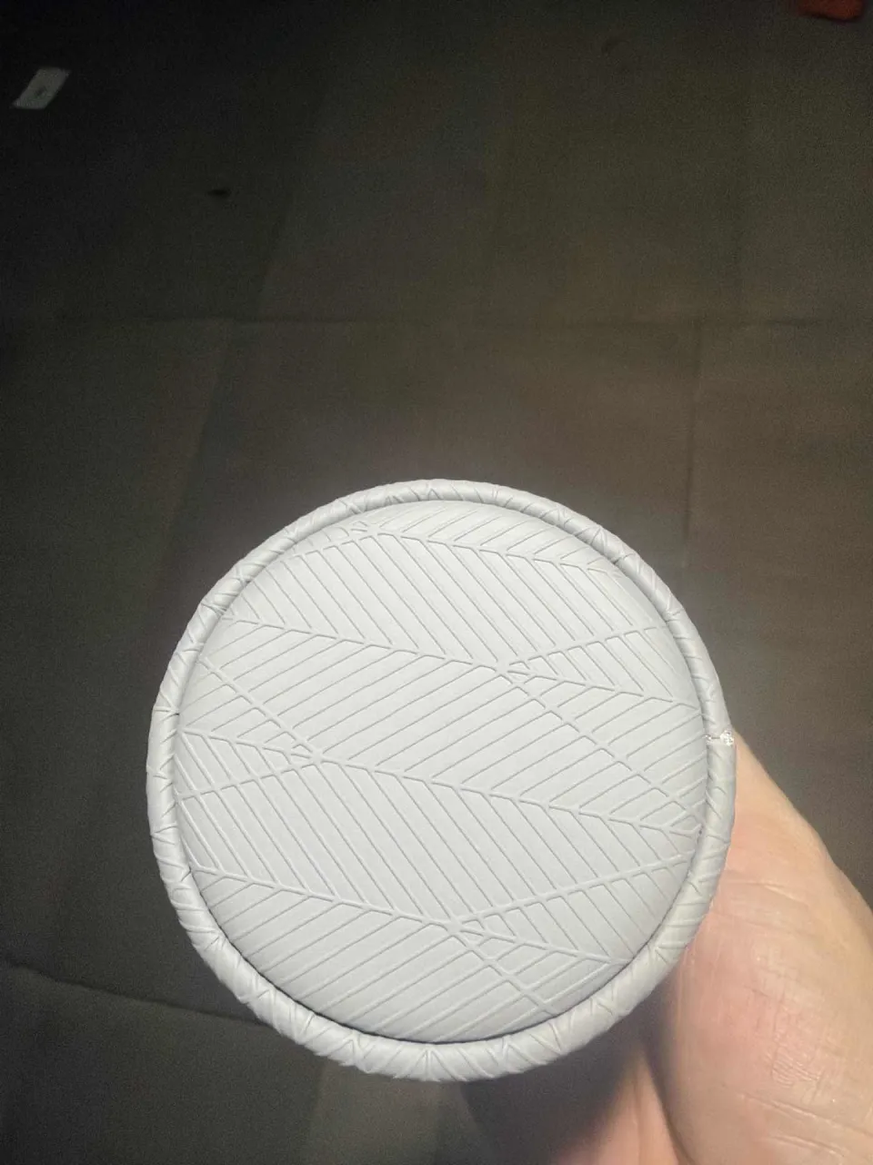 钻圈皮色盅