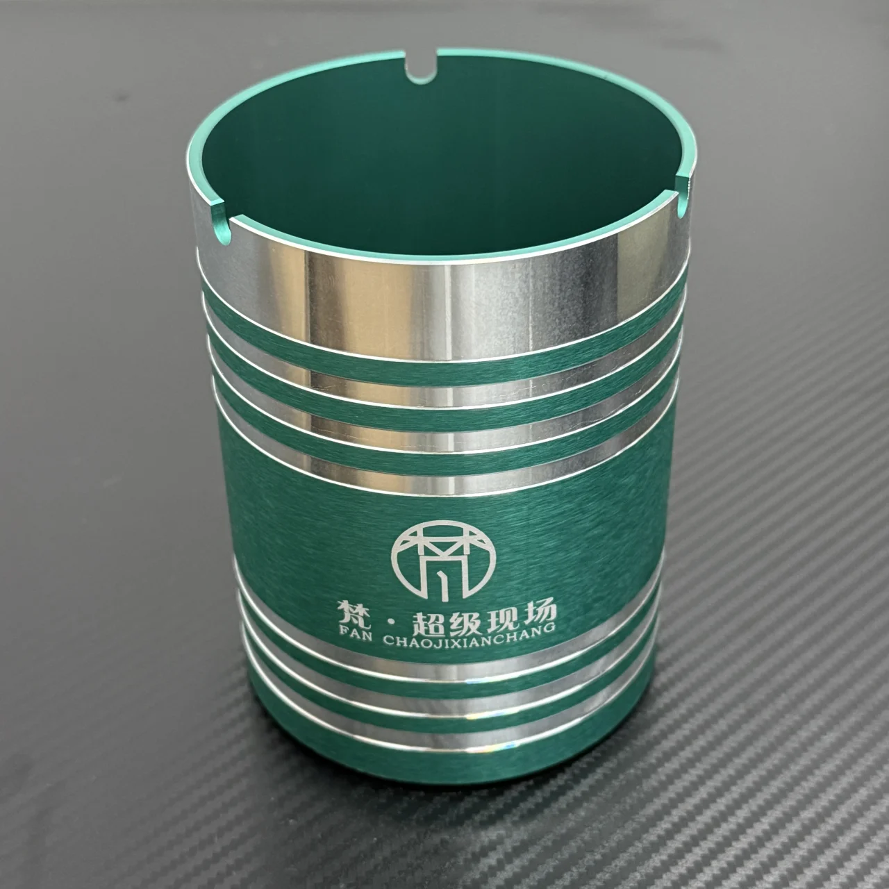 合金 滚线烟缸