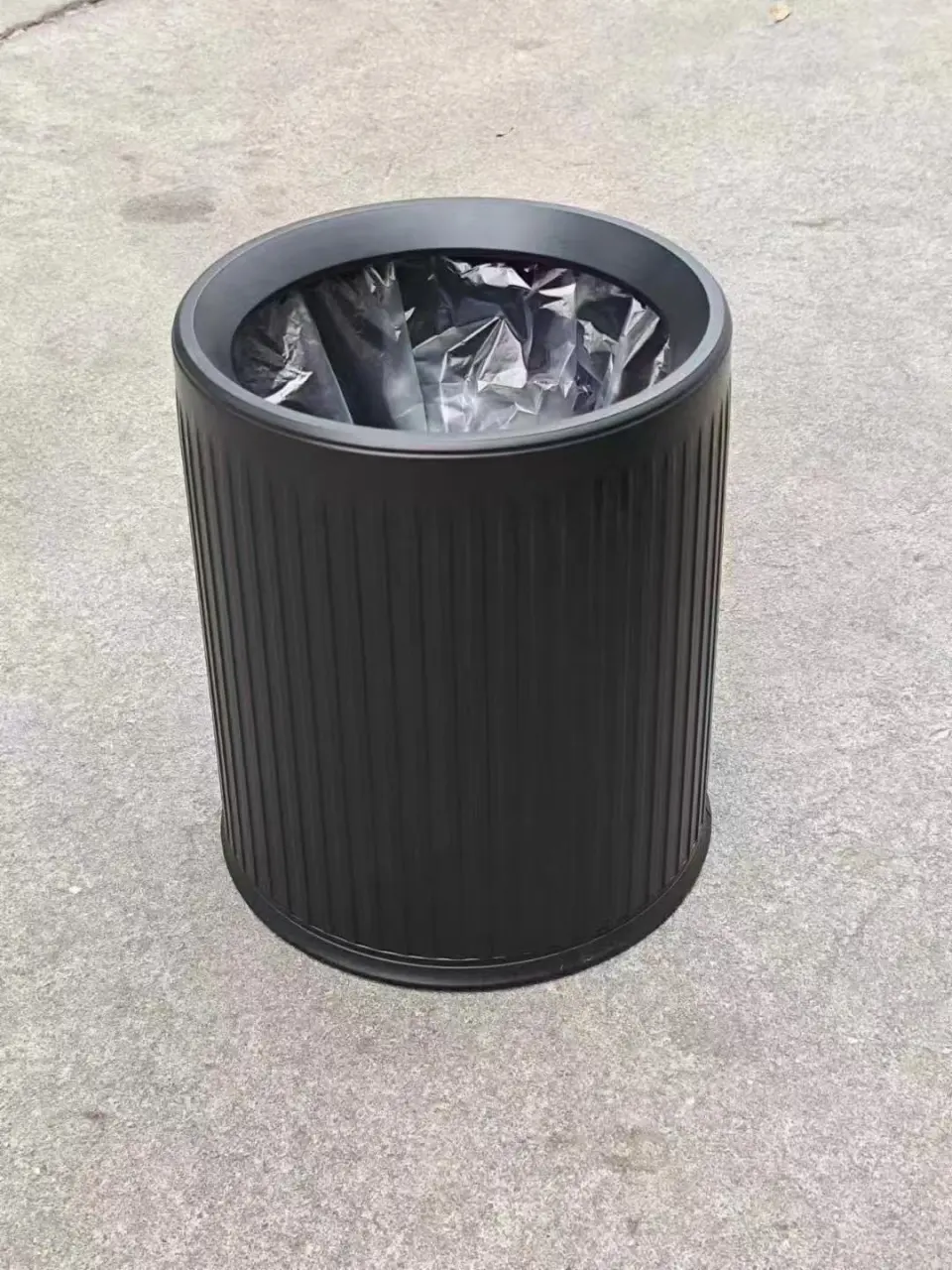 竖纹圆形双层垃圾桶