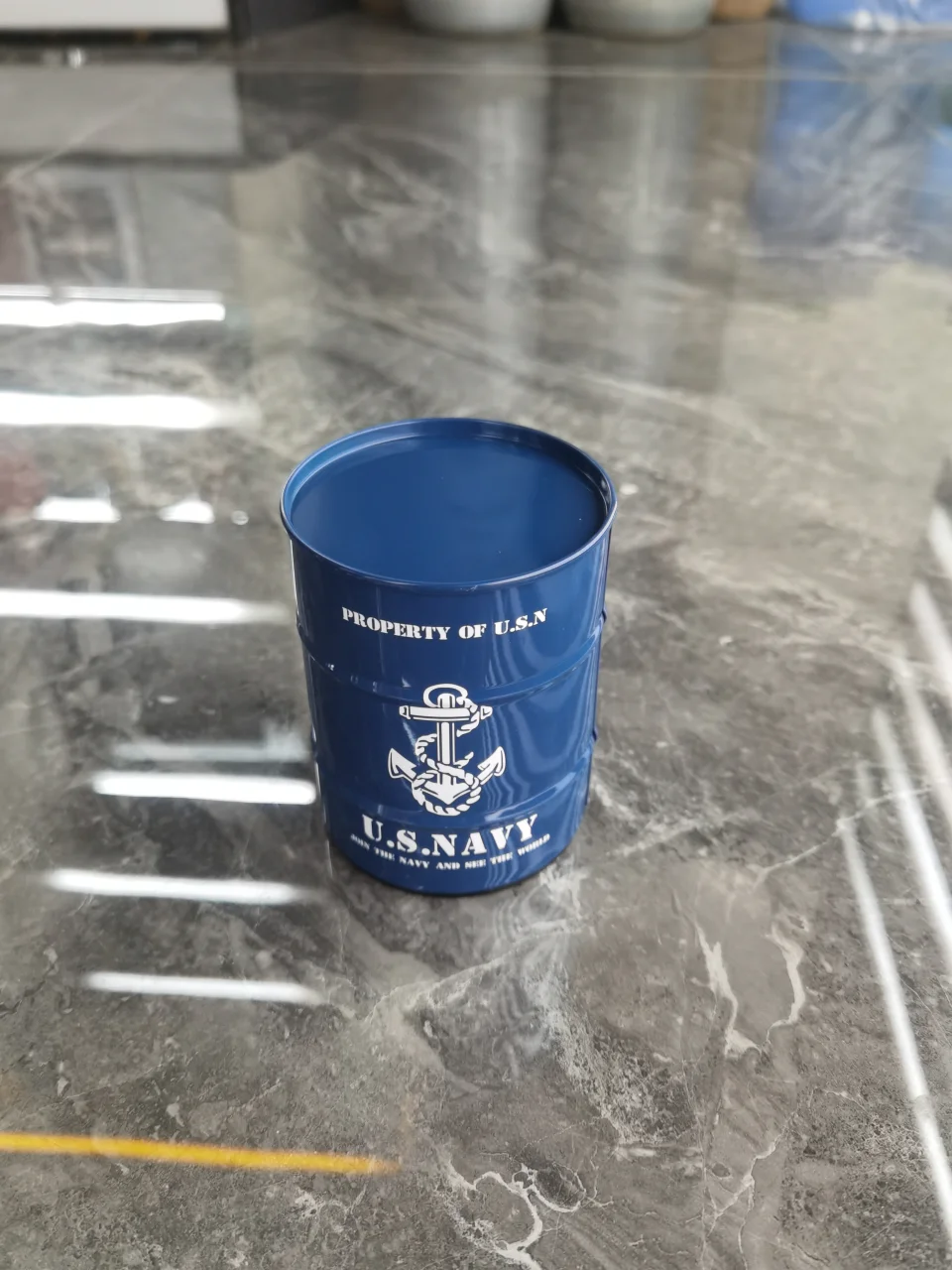 油桶色盅