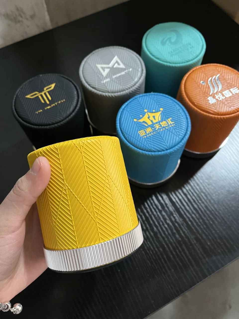 箍圈 皮革色盅