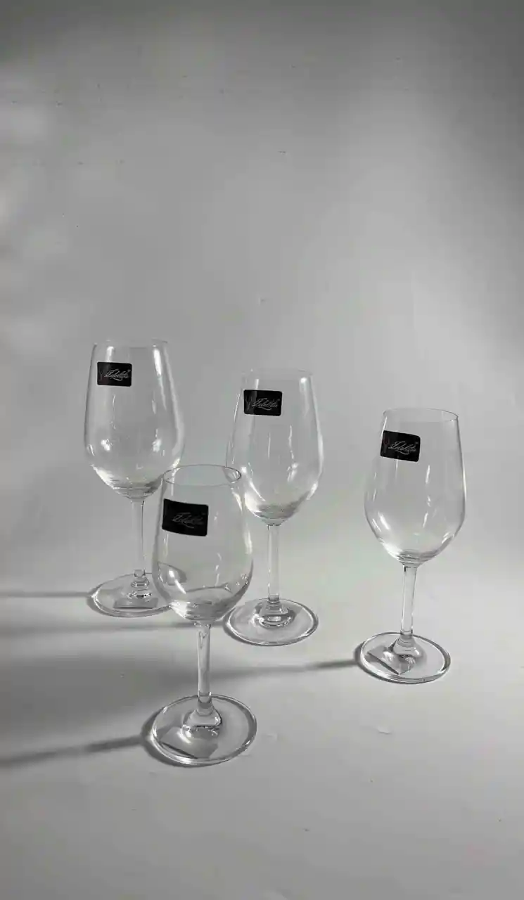 玻璃 水滴红酒杯