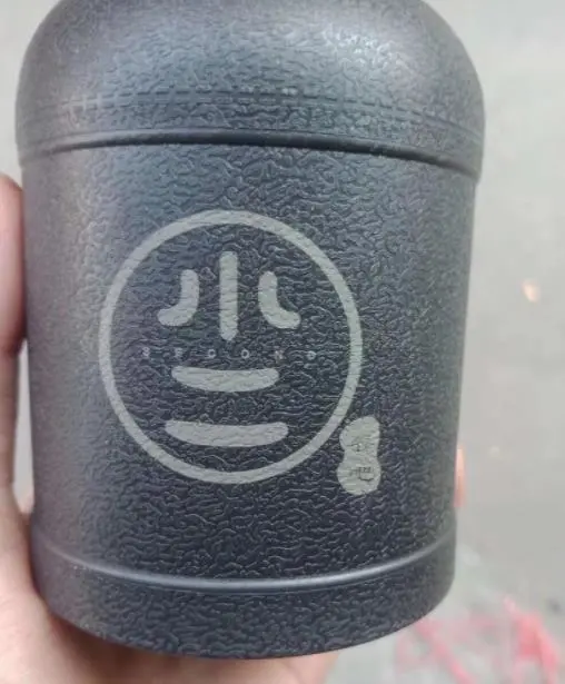 双钱色盅