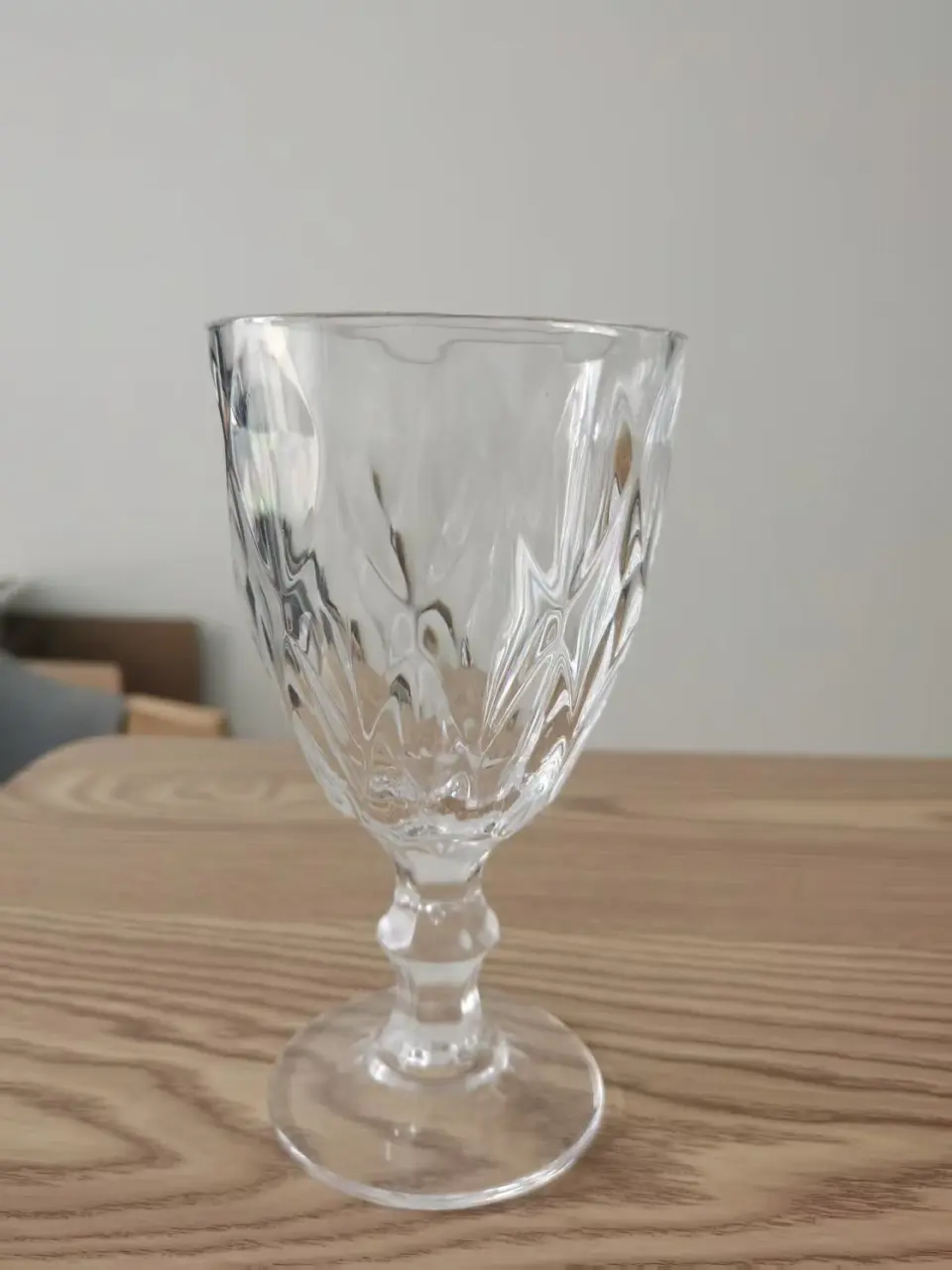 塑料菱形酒杯