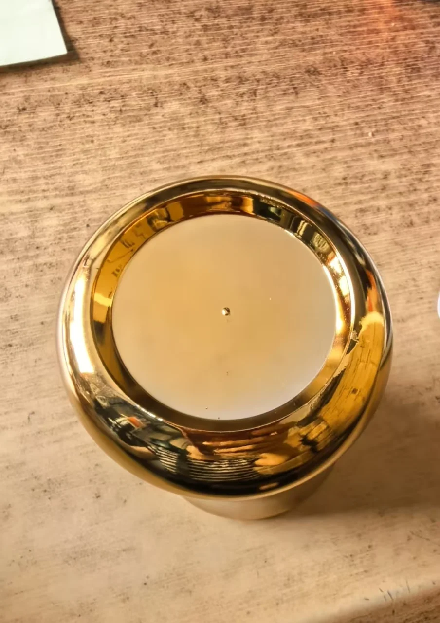小蛮腰色盅
