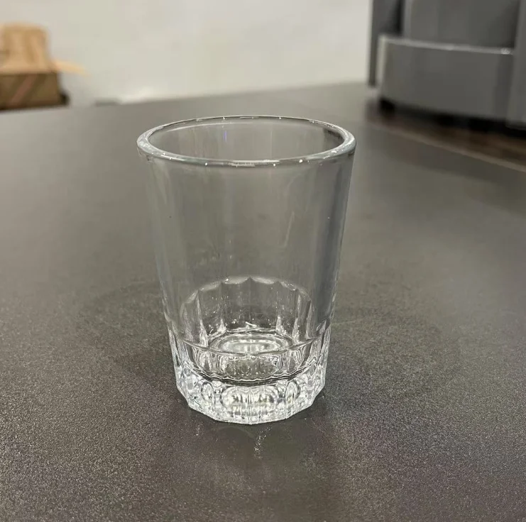 条纹底一口杯