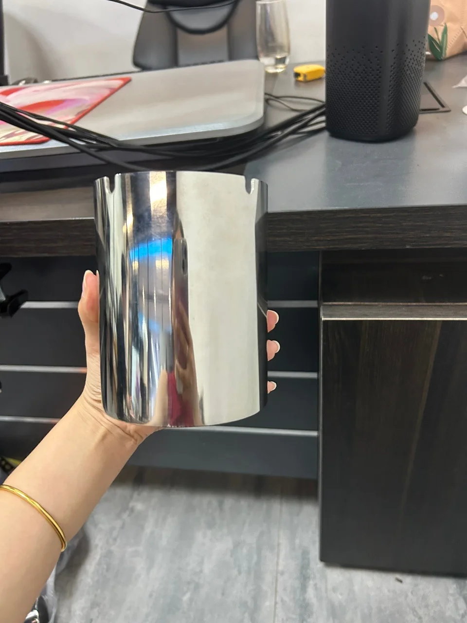 不锈钢烟灰缸