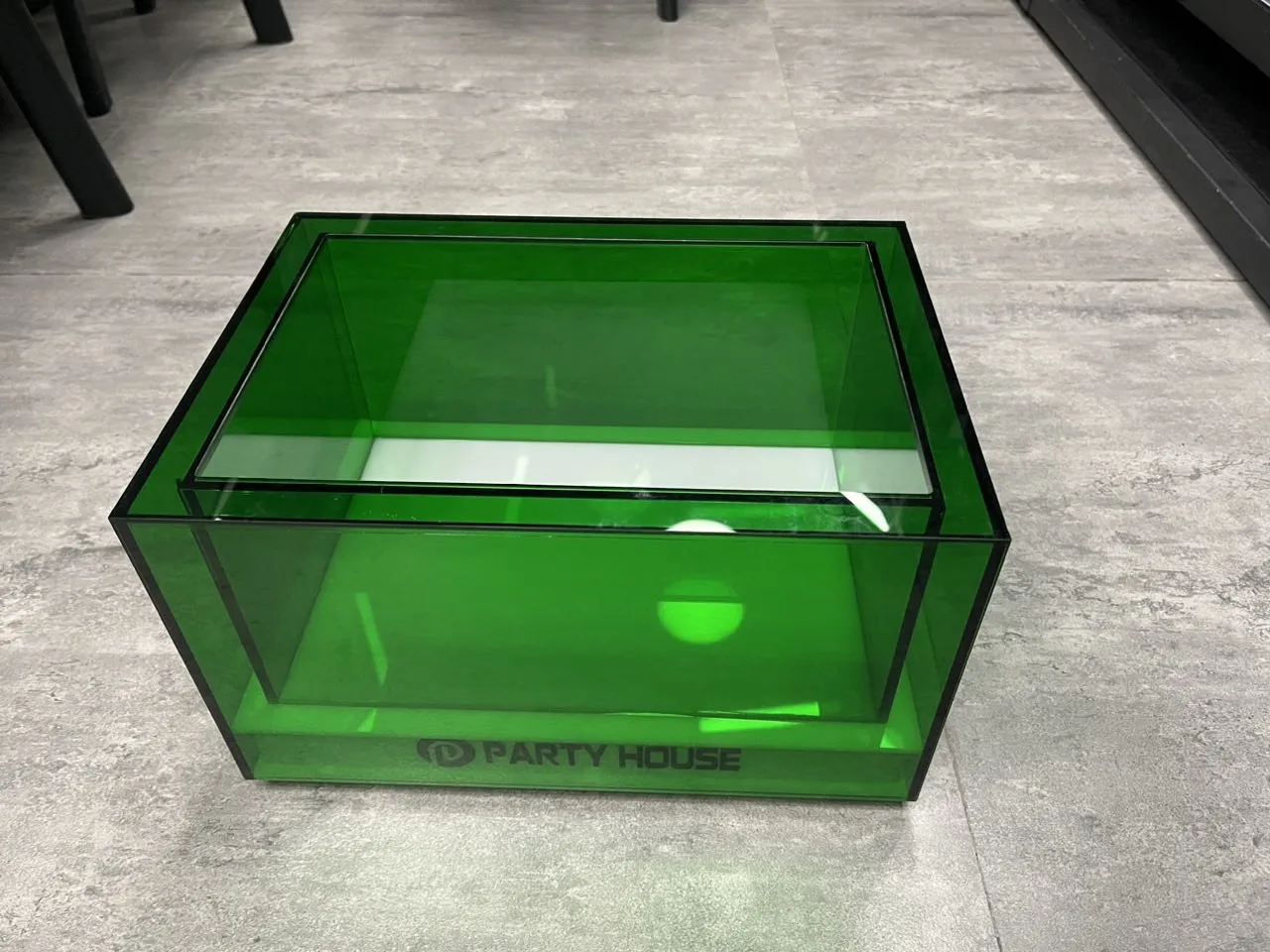 发光亚克力啤酒箱