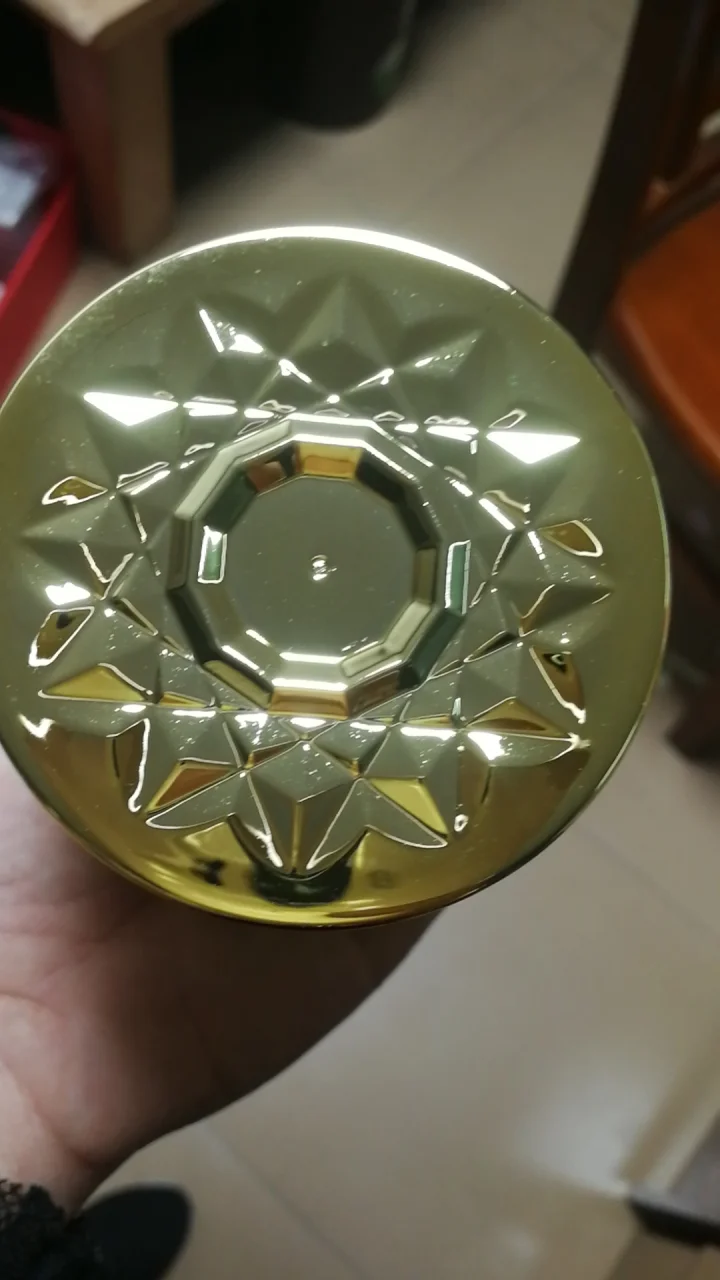 闪钻色盅