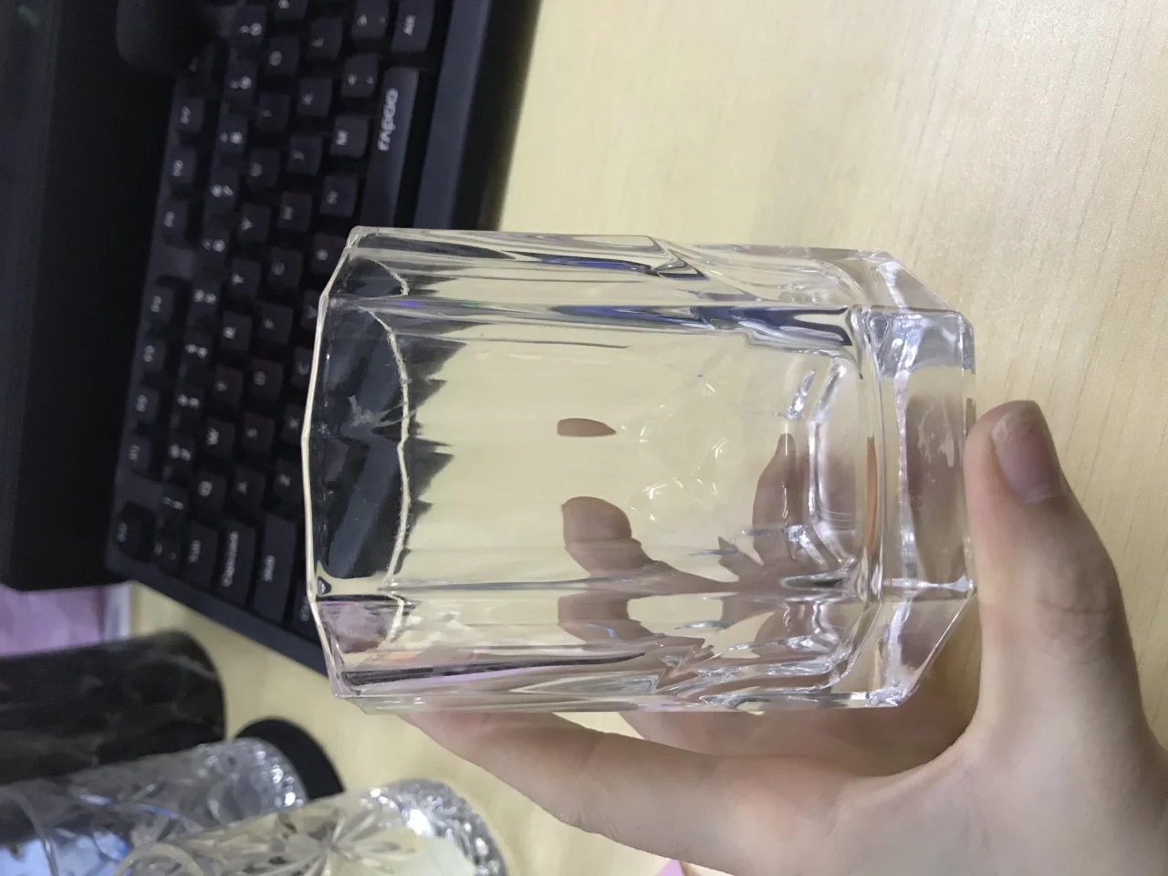 玻璃 盾形酒杯