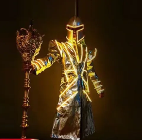 发光服 - 黄金武士
