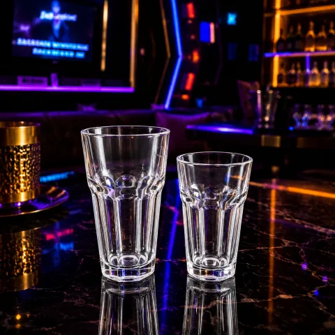 八角玻璃酒杯