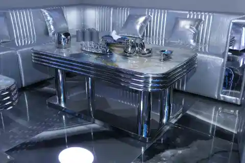 弧形金属茶几
