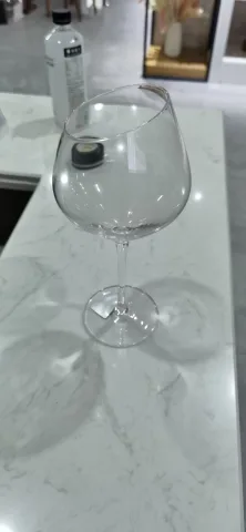 丝滑香槟杯