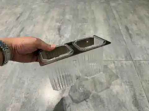 挂墙双杯收纳架